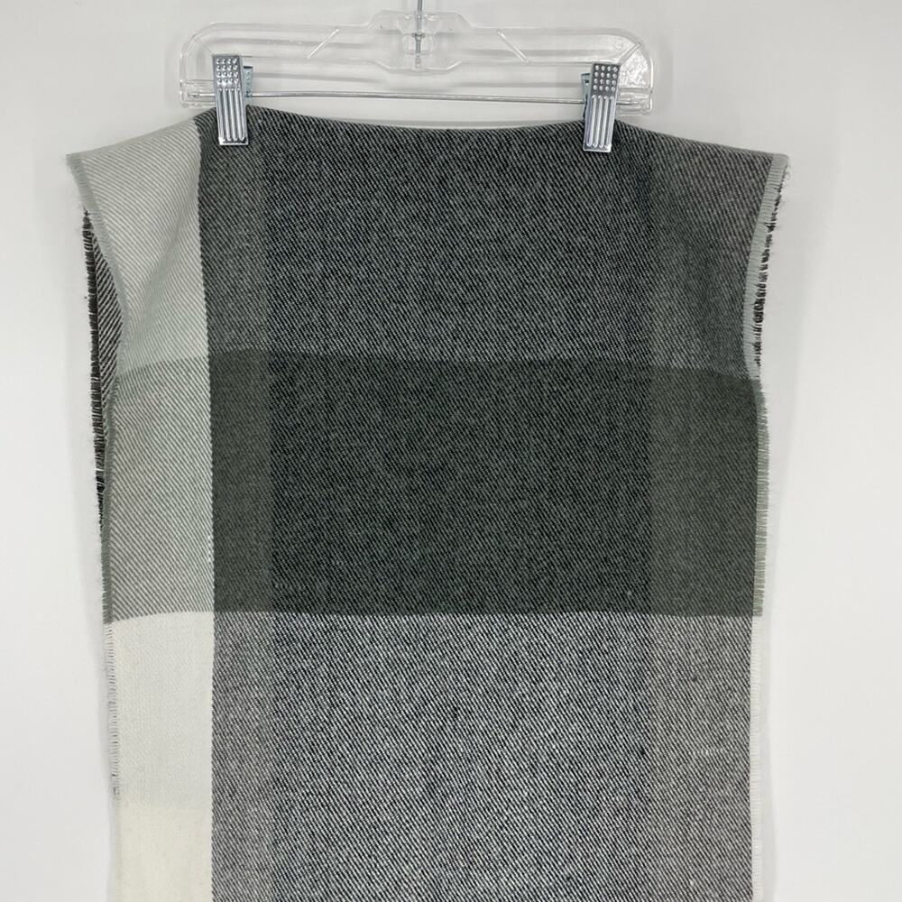 Express Color Block Gray Scarf One Size - Picture 3 of 7